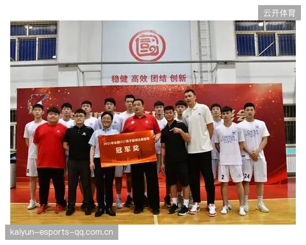 青训改革初见成效，多名青年获一线机会